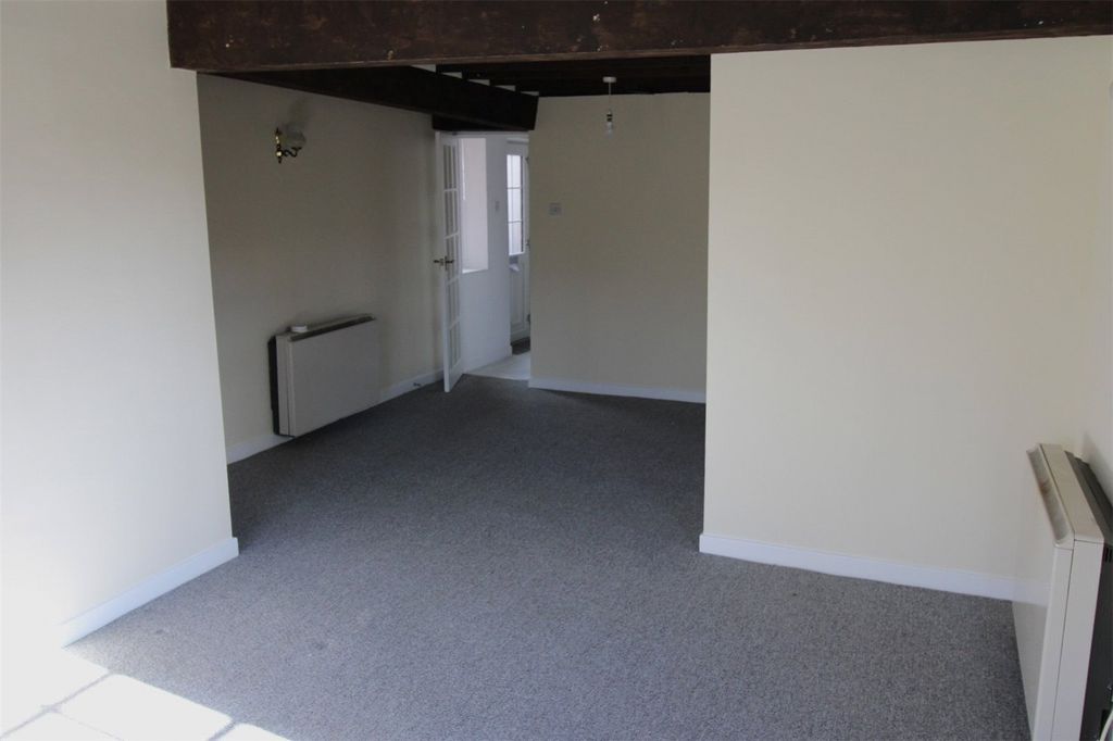 Property photo 3 of 9 Picture No. 13