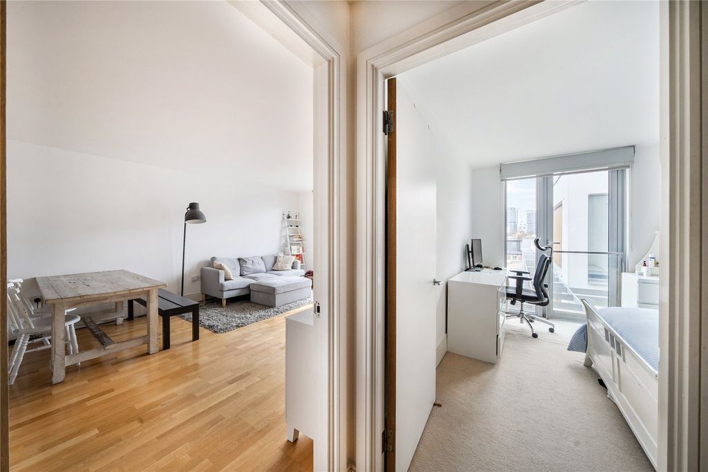 Property photo 3 of 12 Picture No. 14