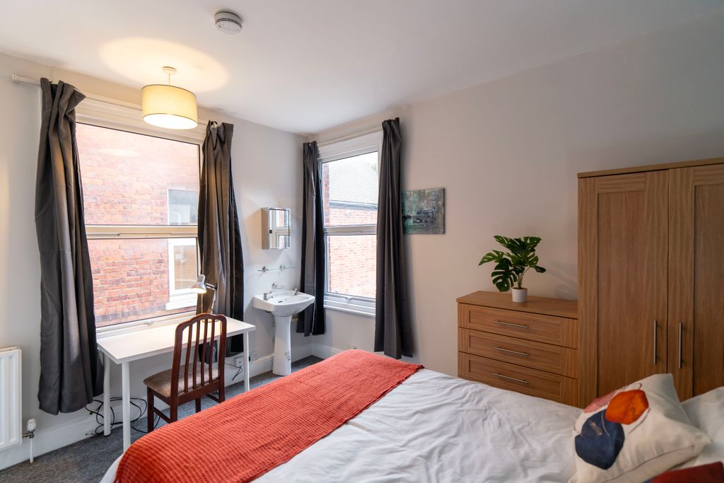 Property photo 3 of 13 Dsc09505