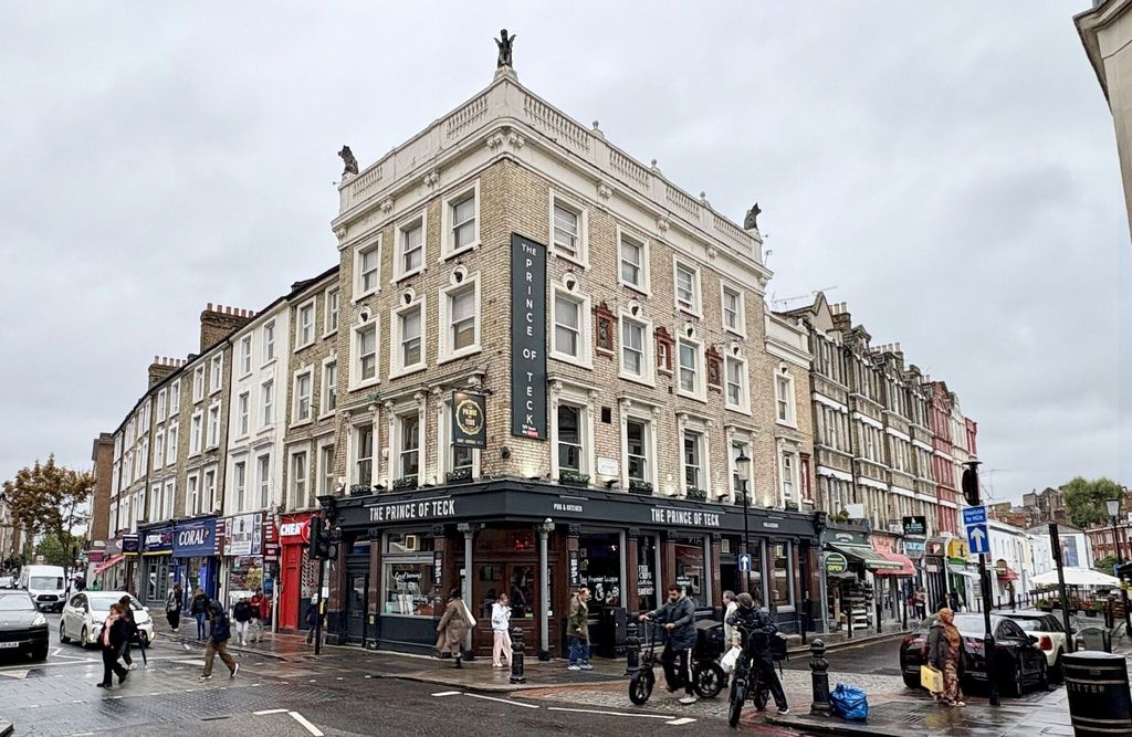 Property photo 1 of 2