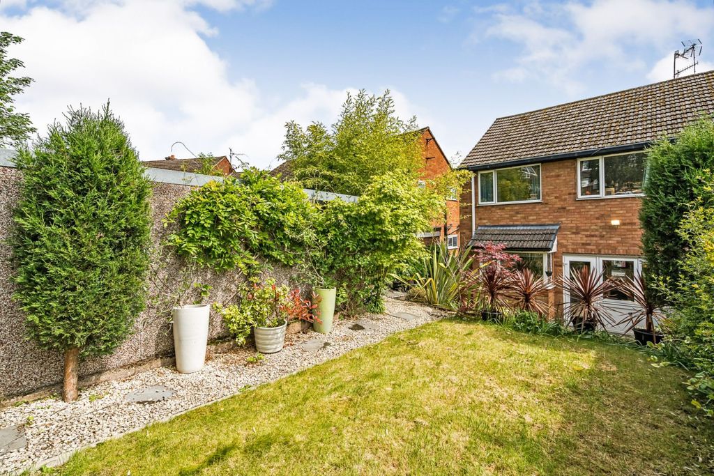 Property photo 2 of 14 Rear View