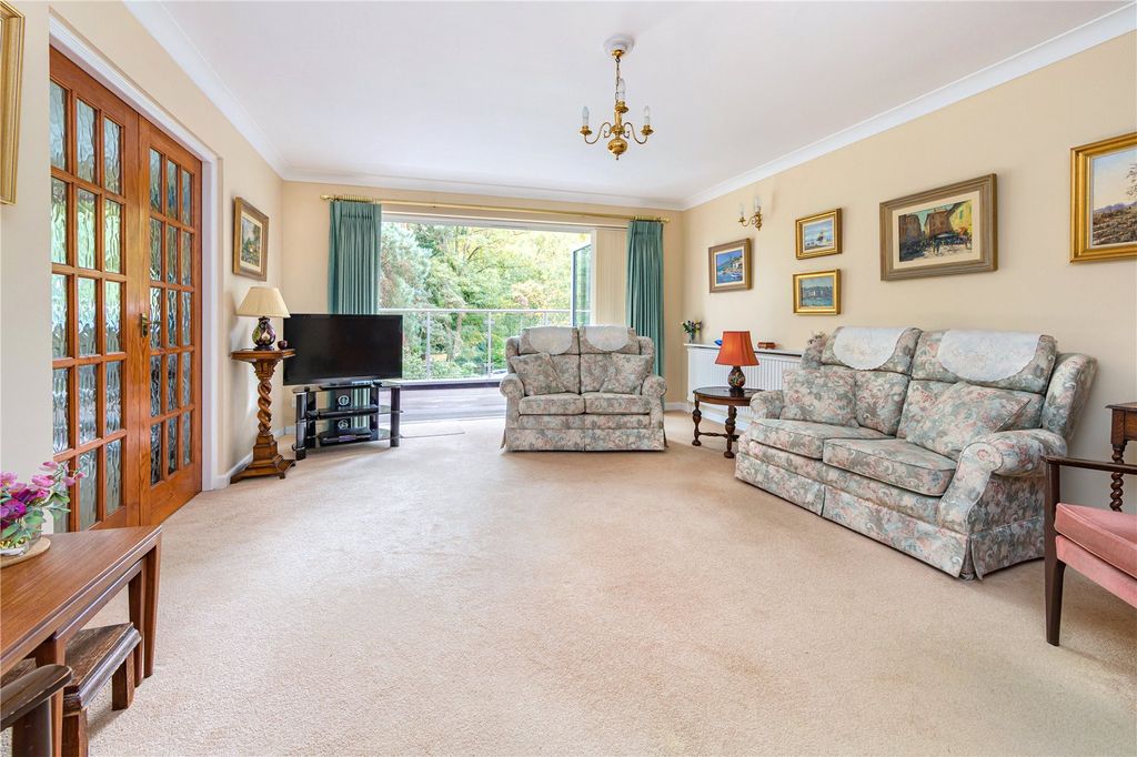 Property photo 2 of 25 Picture No. 09