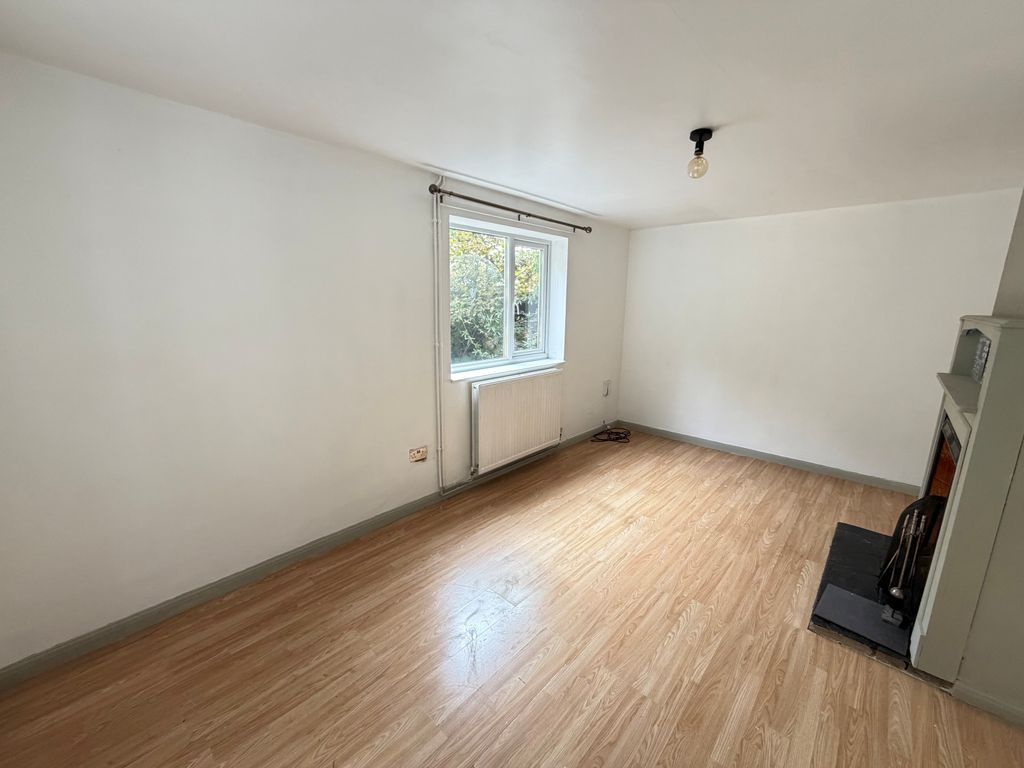 Property photo 2 of 8 Living Room