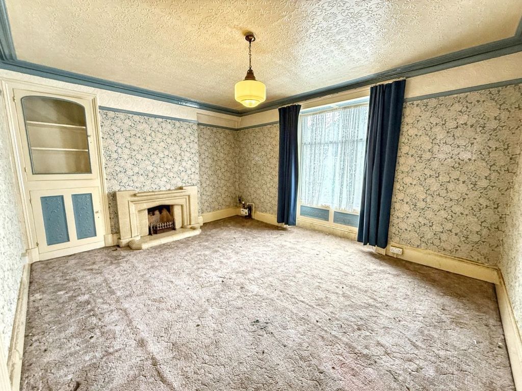 Property photo 3 of 29