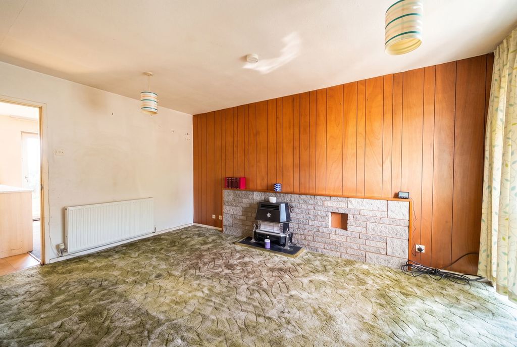 Property photo 3 of 20