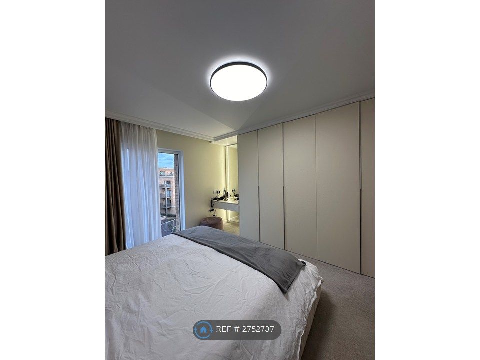 Property photo 2 of 14 Bedroom 1