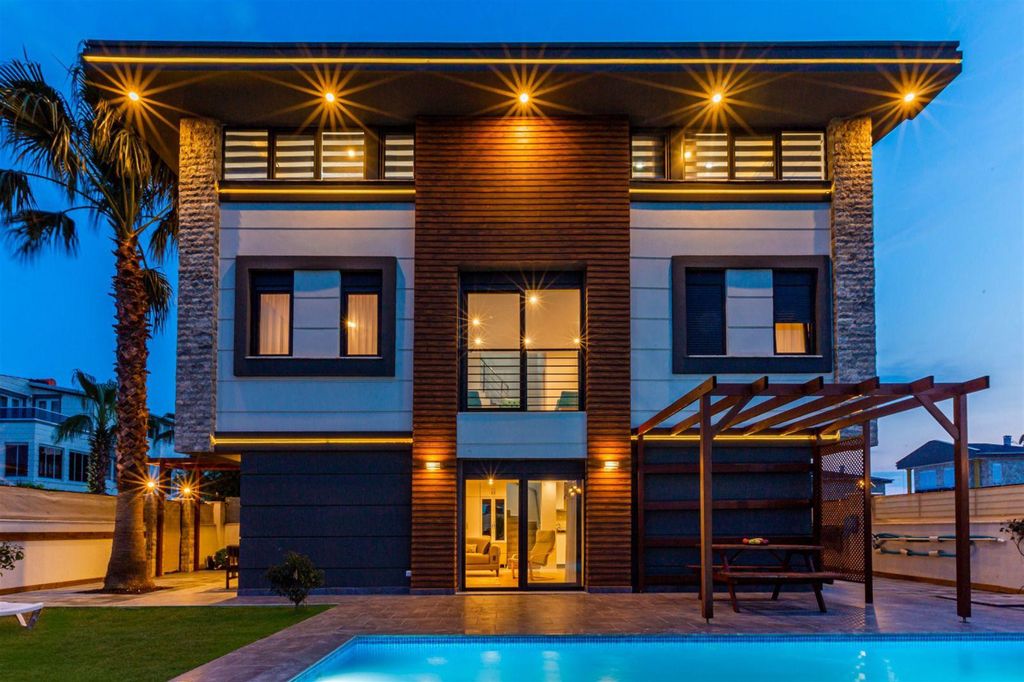 Property photo 2 of 15 Contemporary Belek Golf Villa For Sale With A Private Pool - Main View Of The Opulent Villa