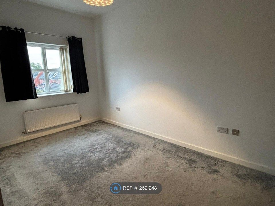 Property photo 3 of 23