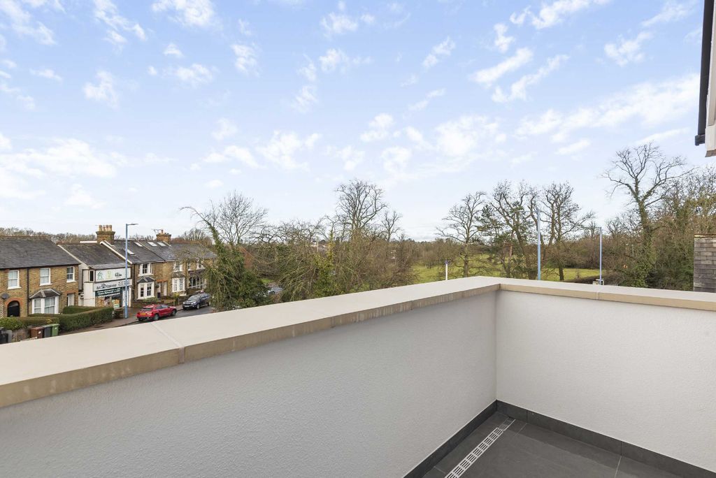 Property photo 2 of 9 Photo