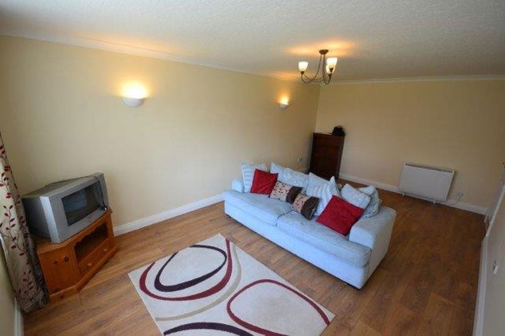 Property photo 2 of 16