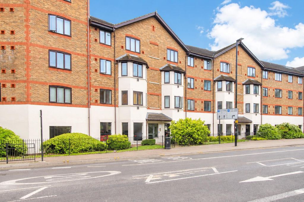 Property photo 1 of 6 Juniper Court