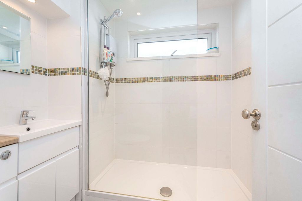 Property photo 3 of 20 Pbox-Img.Jpg