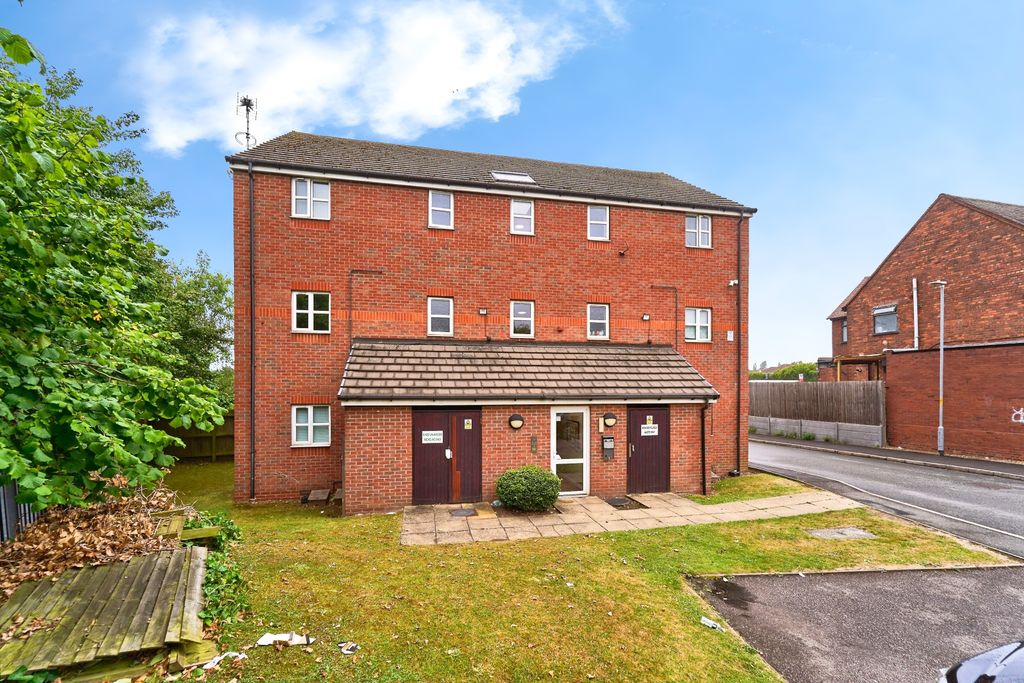 Property photo 3 of 16