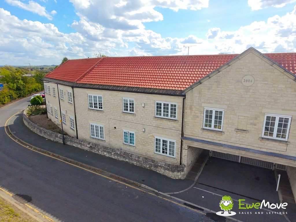 Property photo 1 of 9 7 Warmsworth