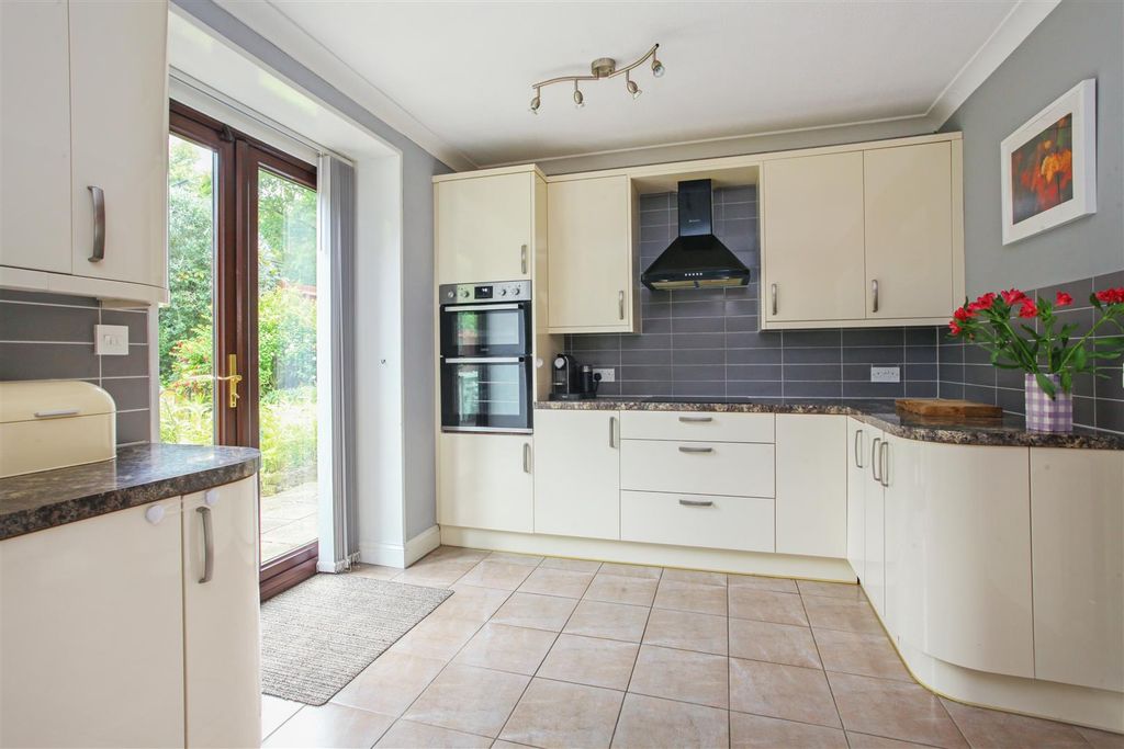 Property photo 3 of 16 6.Jpg