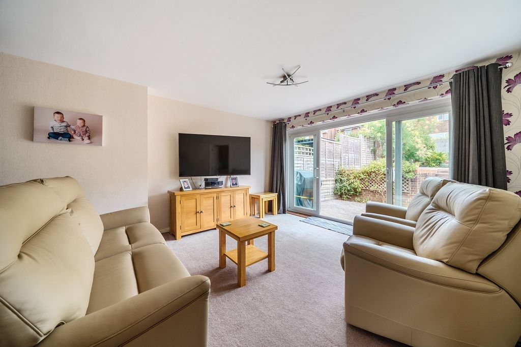 Property photo 2 of 15