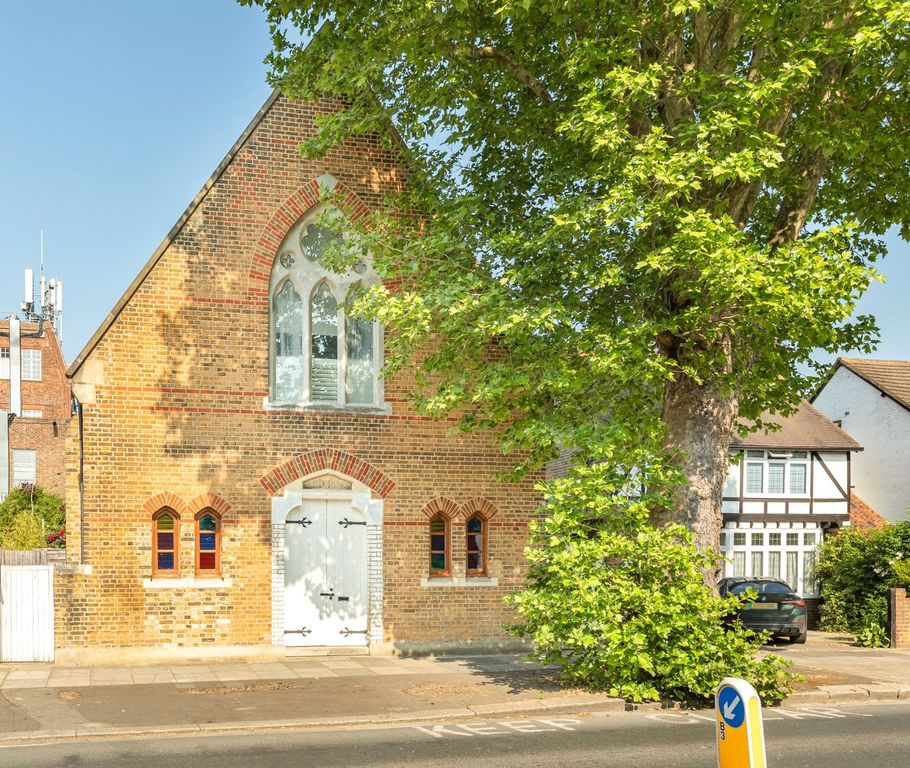 Property photo 1 of 11 External
