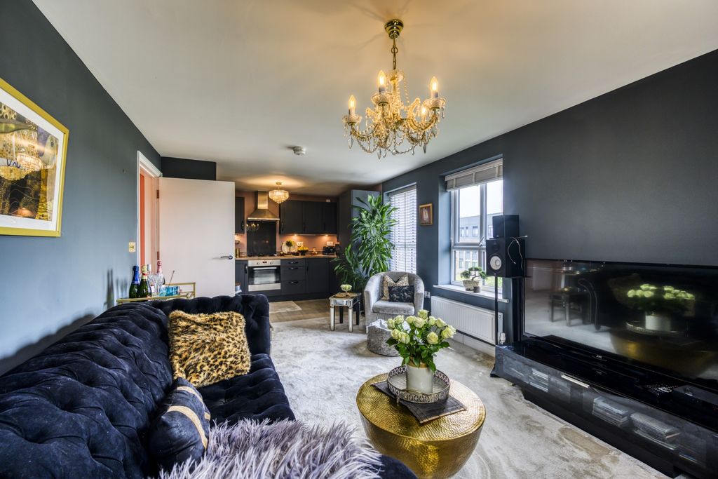 Property photo 1 of 16 Dsc_9000