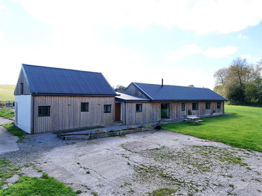 Property photo 3 of 6 Dji_20241003125749_0006_D.Jpg