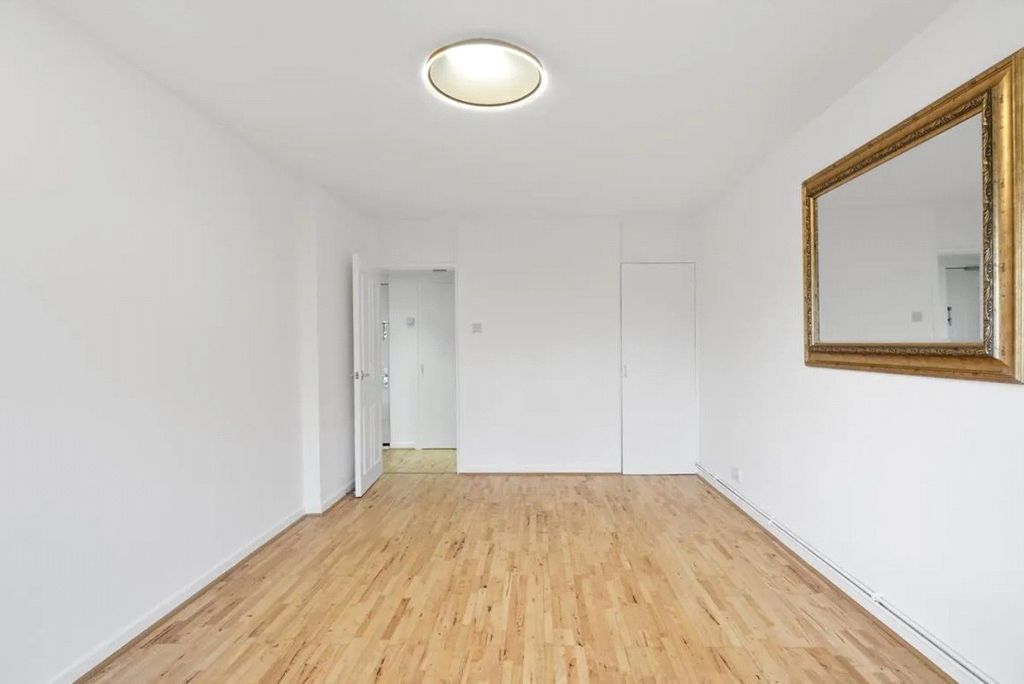 Property photo 1 of 8 Picture No. 02