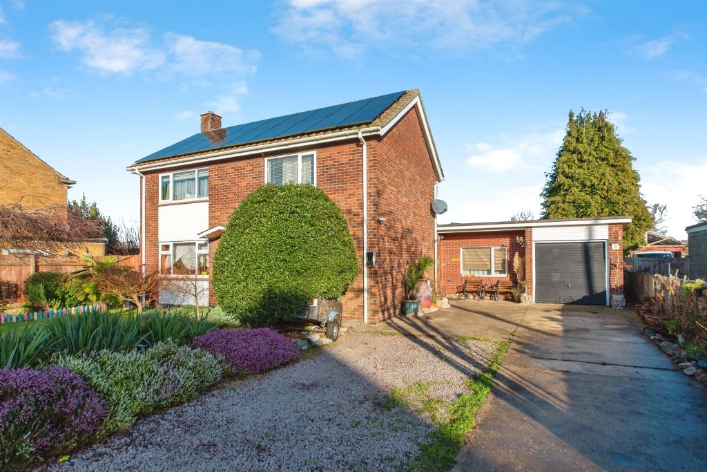 Property photo 1 of 18