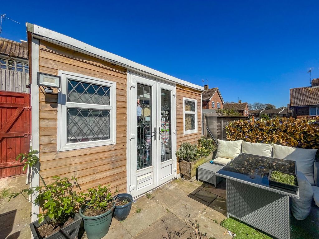 Property photo 3 of 11