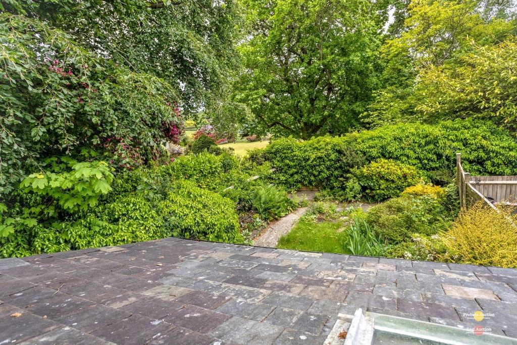 Property photo 3 of 18