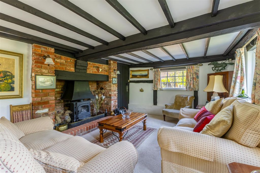 Property photo 2 of 15 Sitting Room