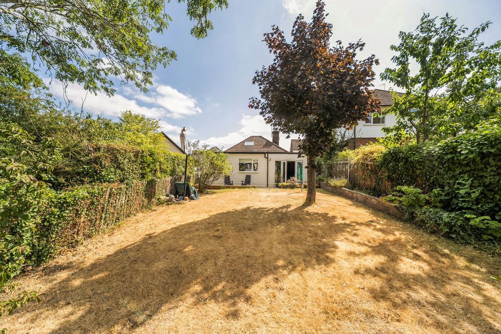 Property photo 1 of 23