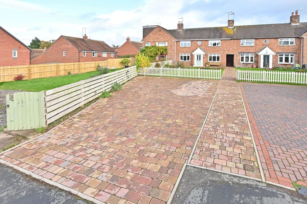 Property photo 1 of 23