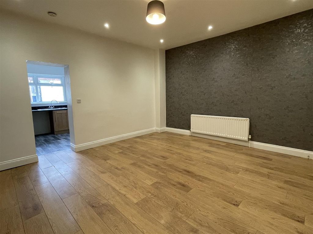 Property photo 3 of 10 Img_0630.Jpg