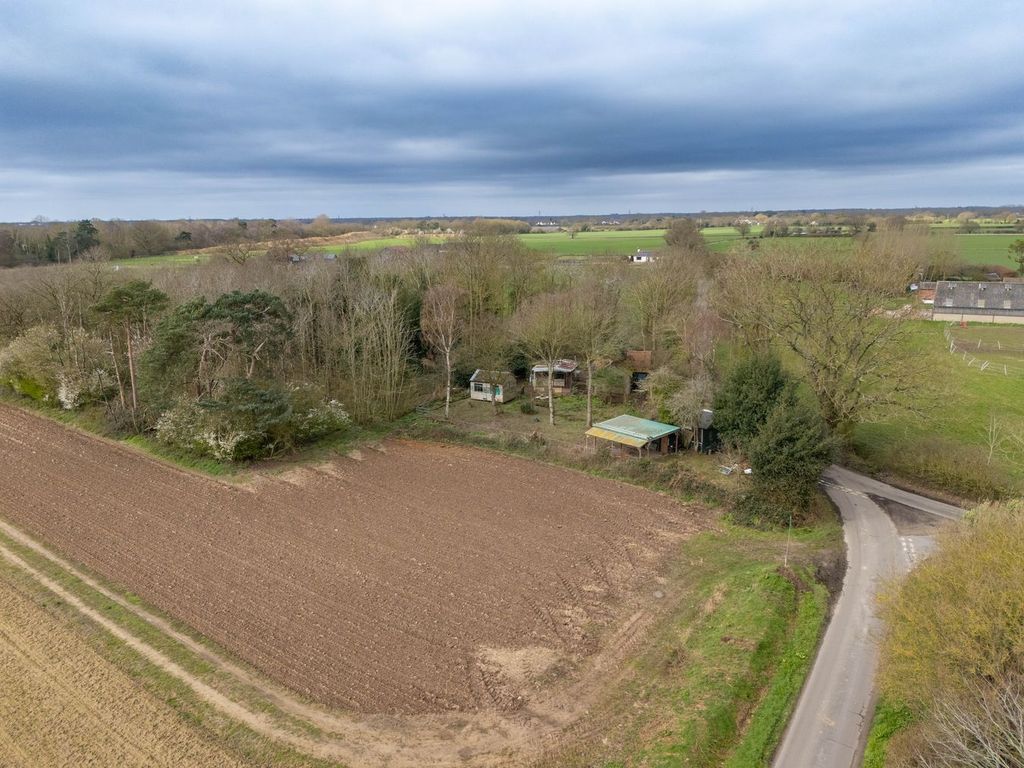 Property photo 1 of 35