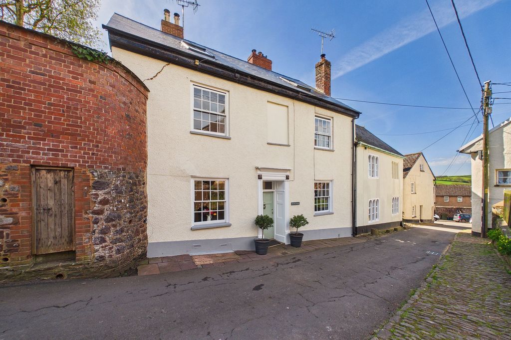 Property photo 1 of 27