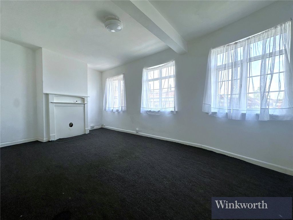 Property photo 2 of 8 Picture No. 10