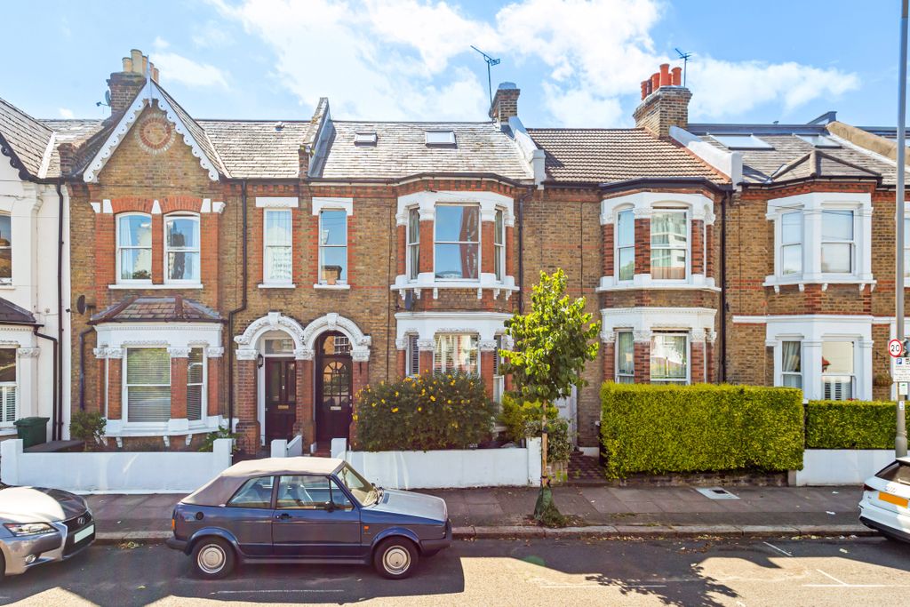Property photo 1 of 10