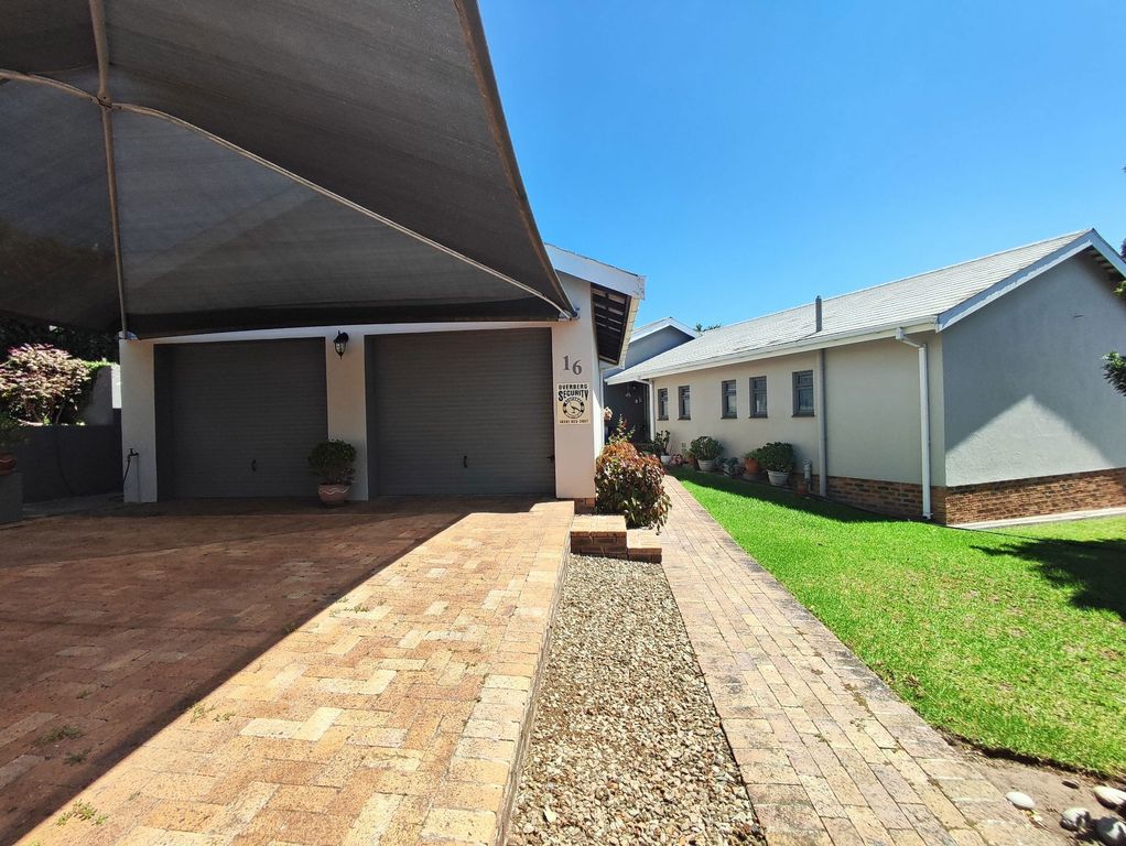 Property photo 1 of 34 1Sw1693139