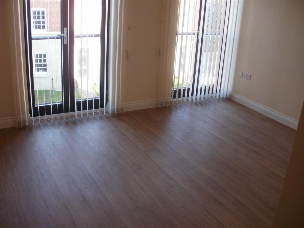 Property photo 3 of 4