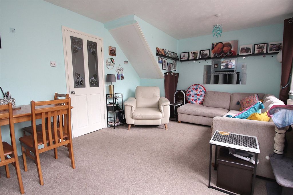 Property photo 2 of 14 Picture No. 20