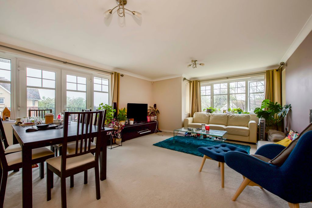 Property photo 2 of 13