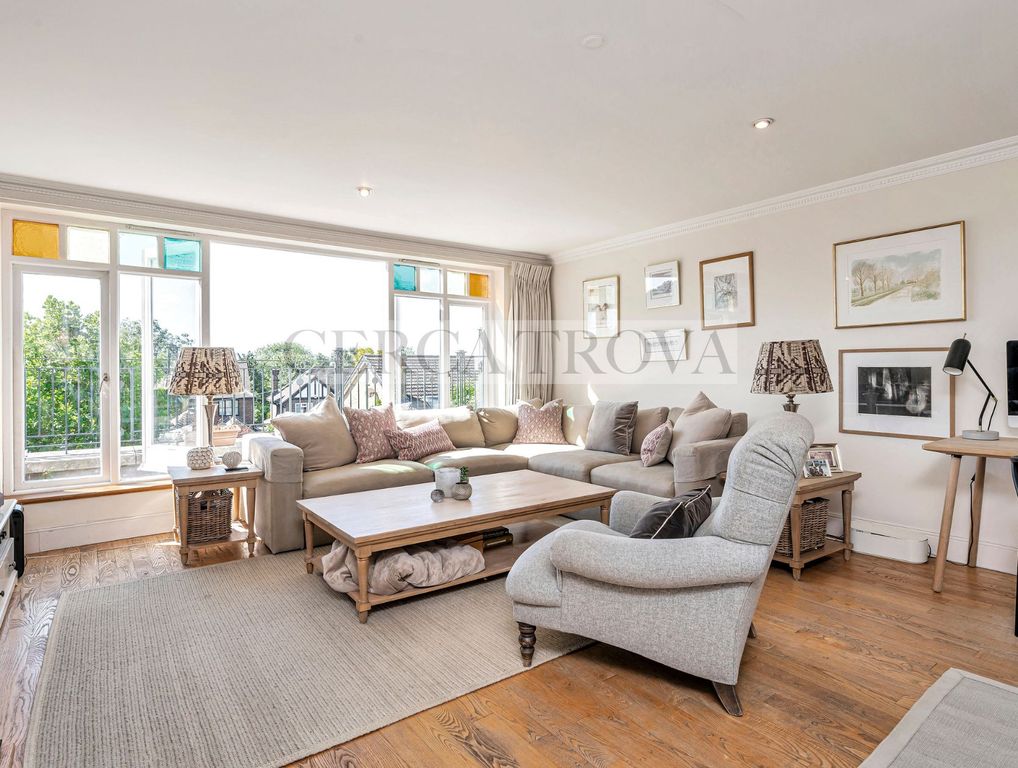 Property photo 3 of 20 004