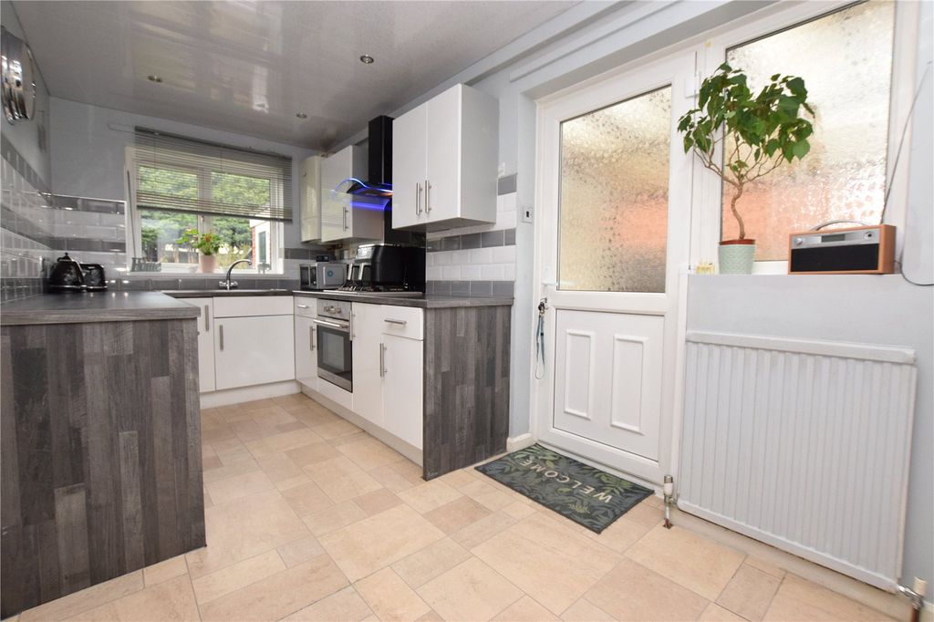 Property photo 3 of 19 Picture No. 83