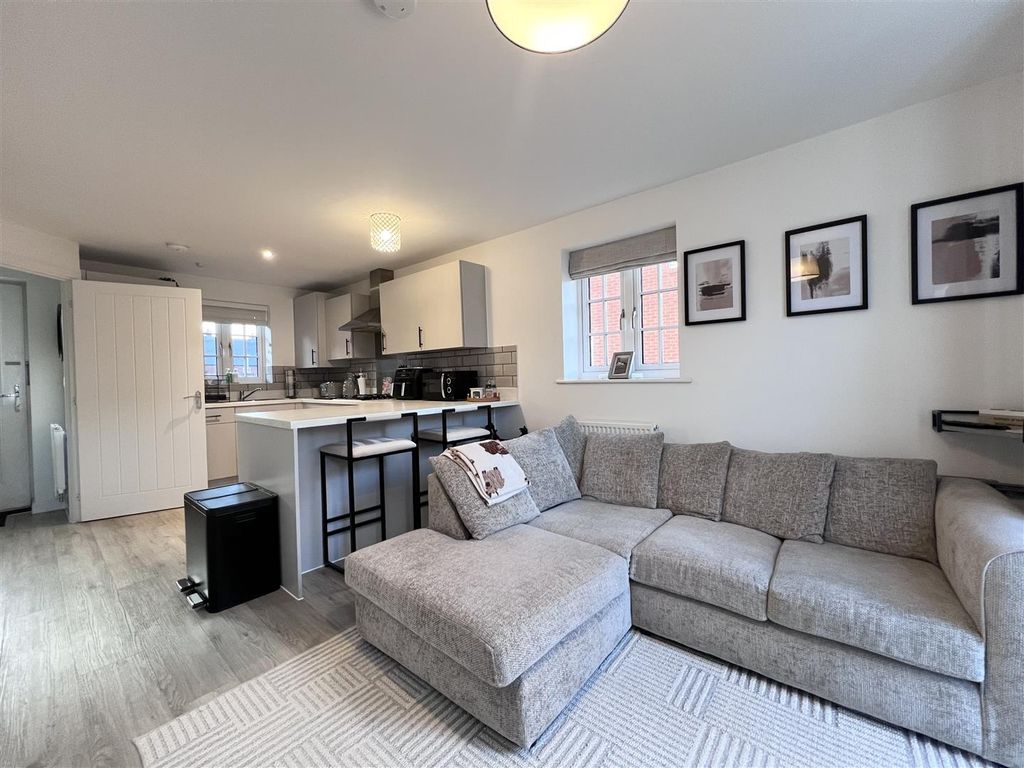 Property photo 2 of 9 Img_0389.Jpeg