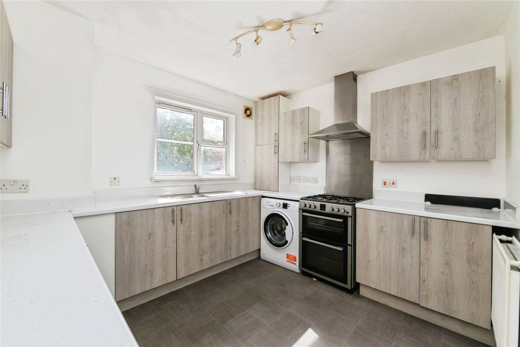 Property photo 3 of 20 Picture No. 36