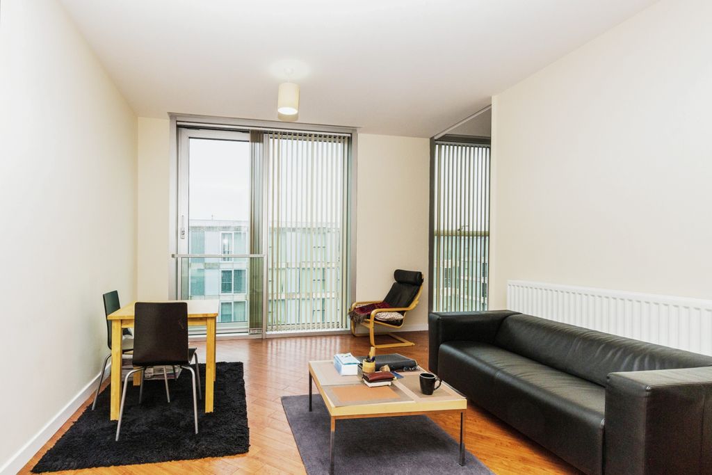 Property photo 3 of 7 110E50A1-9687-Ed11-8