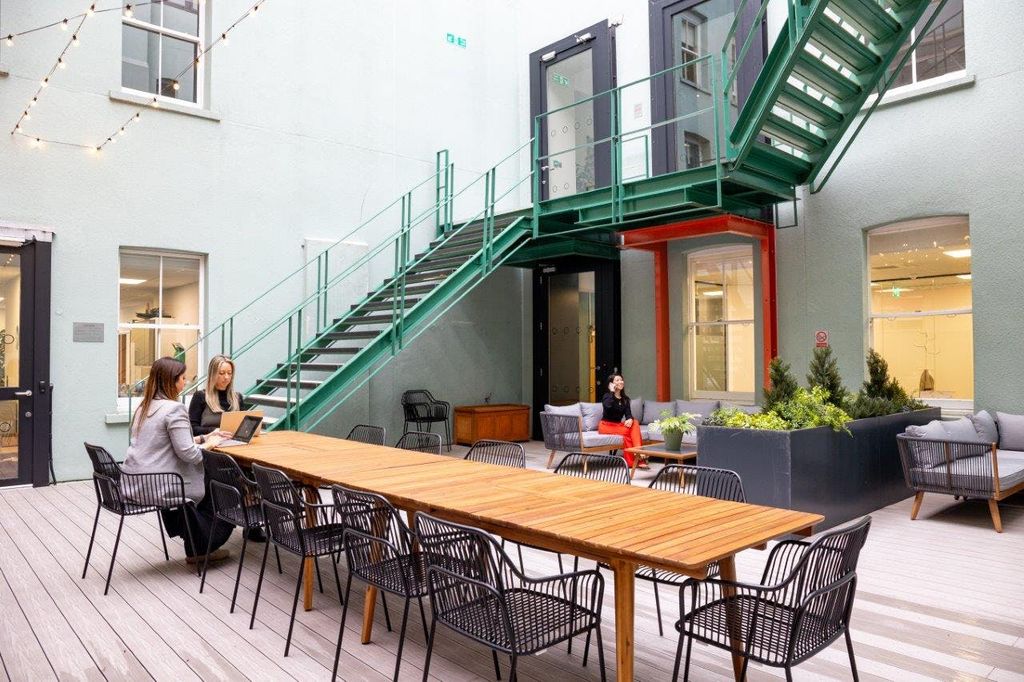 Property photo 2 of 4 Alfred Place Courtyard_5.Jpg