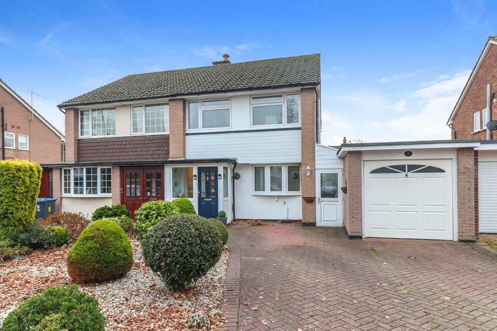 Property photo 1 of 26