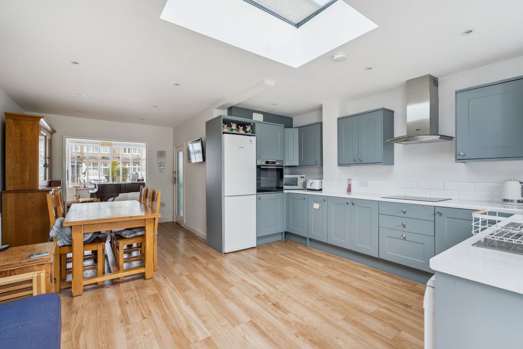 Property photo 3 of 13