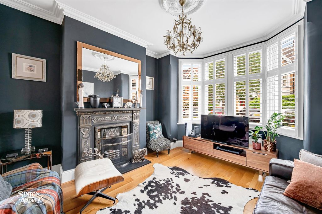 Property photo 3 of 18 13 Broughton Road-3.Jpg