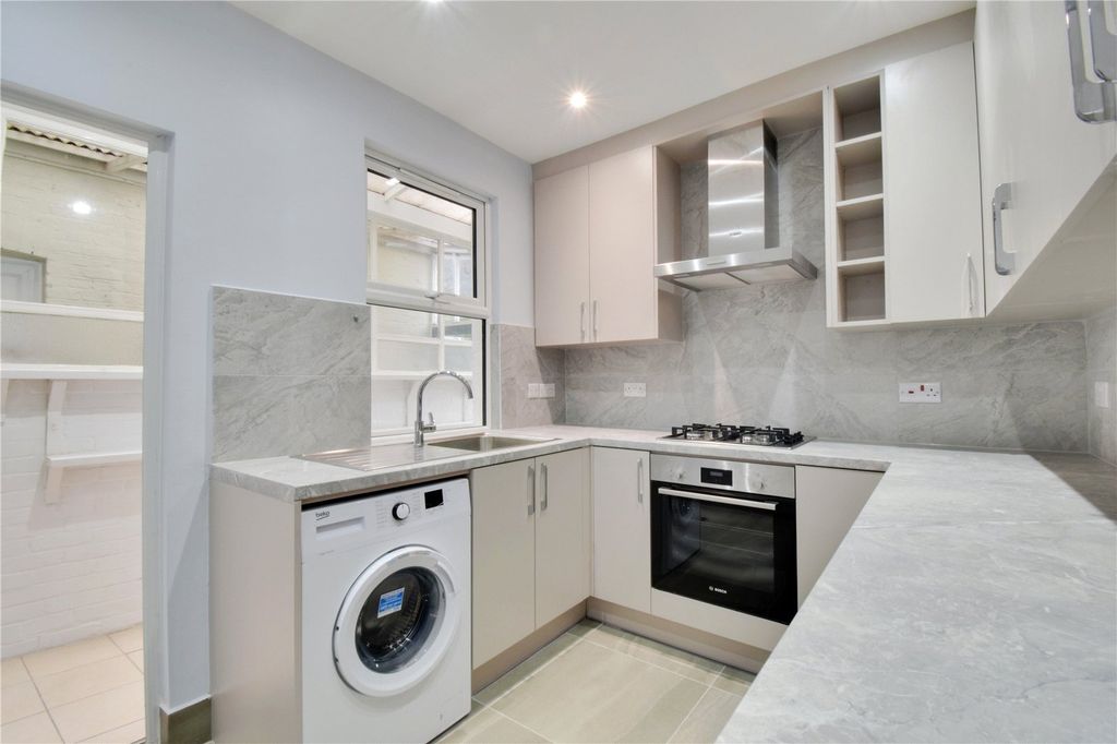 Property photo 2 of 10 Picture No. 19