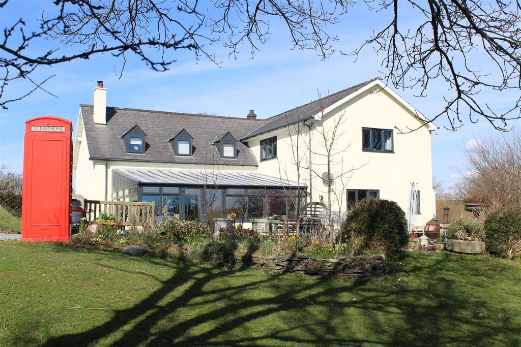 Property photo 1 of 41 Spite40.Jpg